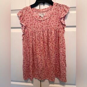 Wonderly Pink Floral top with ruffle sleeve. Large